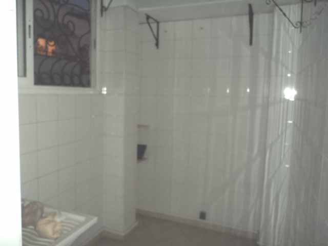 LOCATION GRAND APPARTEMENT QUARTIER RACINE