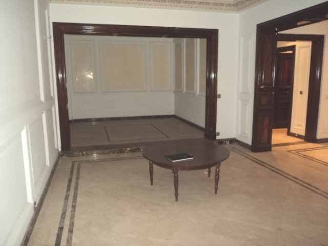 LOCATION GRAND APPARTEMENT QUARTIER RACINE