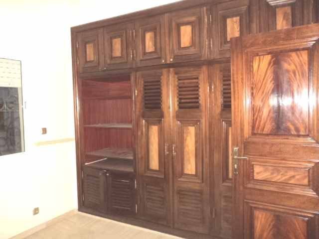 LOCATION GRAND APPARTEMENT QUARTIER RACINE