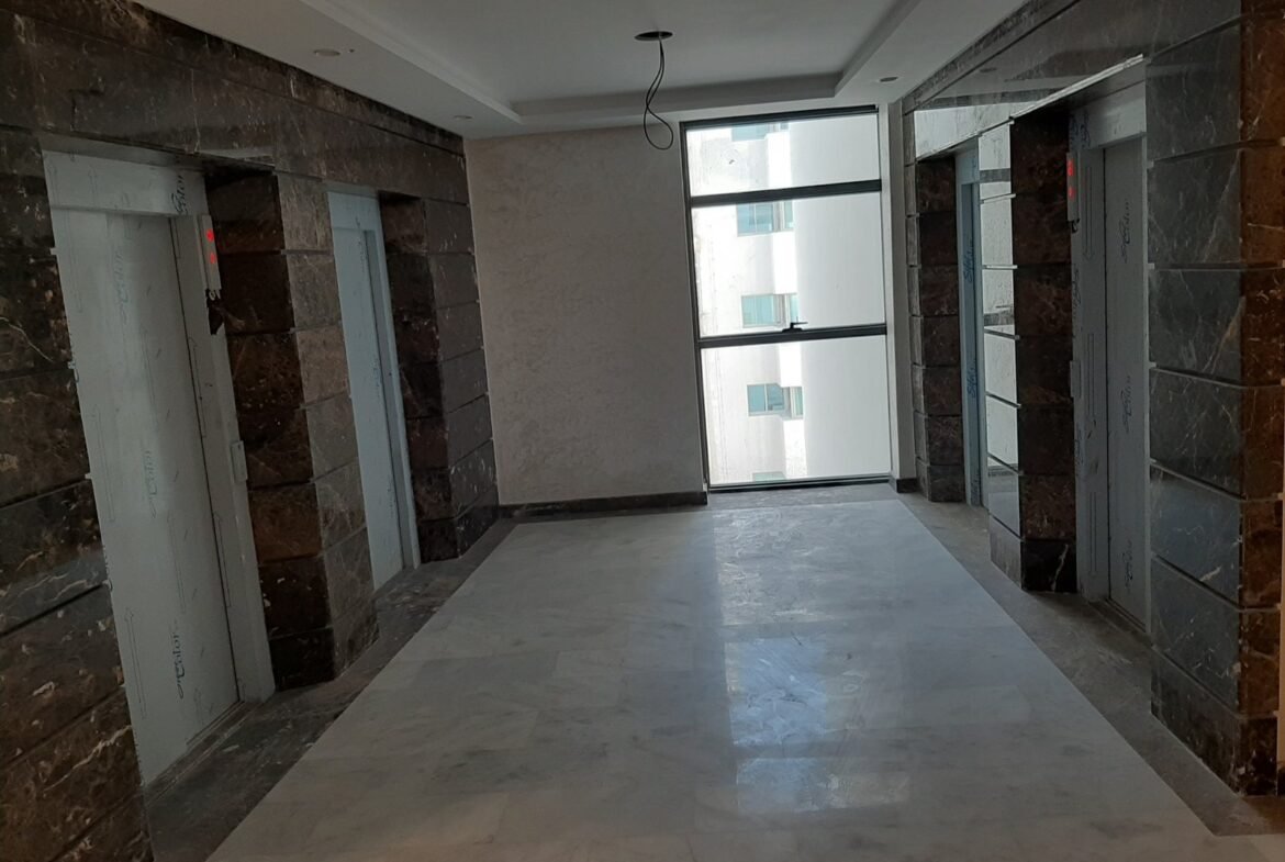 Location-d'un-bureau-ths-sur-Bd-abdelmoumen