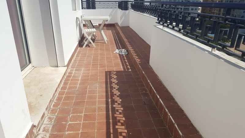 Location-studio-meublé-sur-les princesses avec terrasse