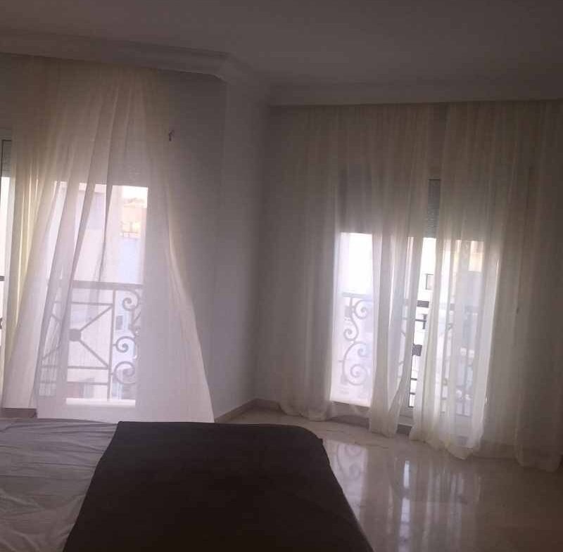 Studio-meublé-en-location-sur-racine-Ext.