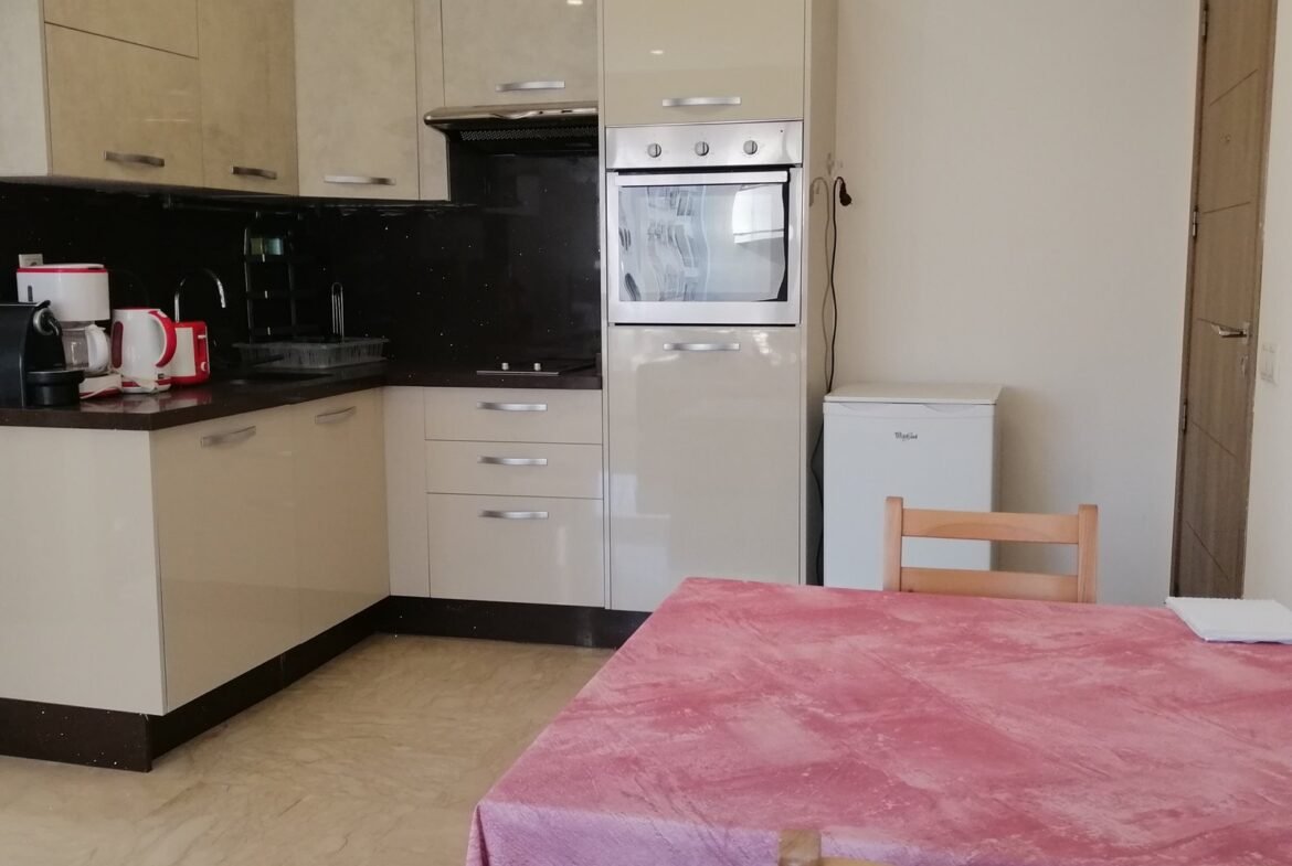 Location Beau Studio-Meublé-sur-Bourgogne