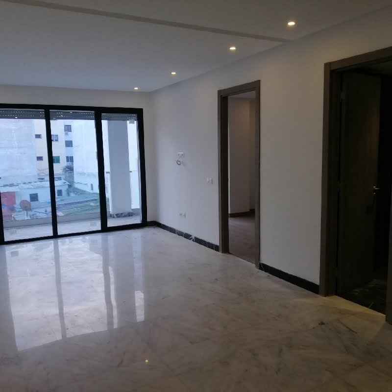 Location studio neuf-vide-avec-terrasse-Gauthier