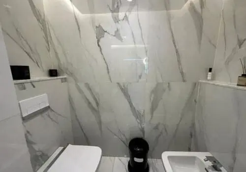 Vente-Luxueuse-Villa-450m²-avec-jardin-et-piscine